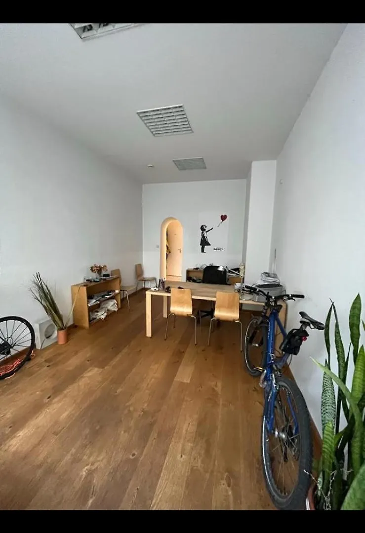 Grosse Wohnung In Der Isarvorstadt Monachium 0*,
