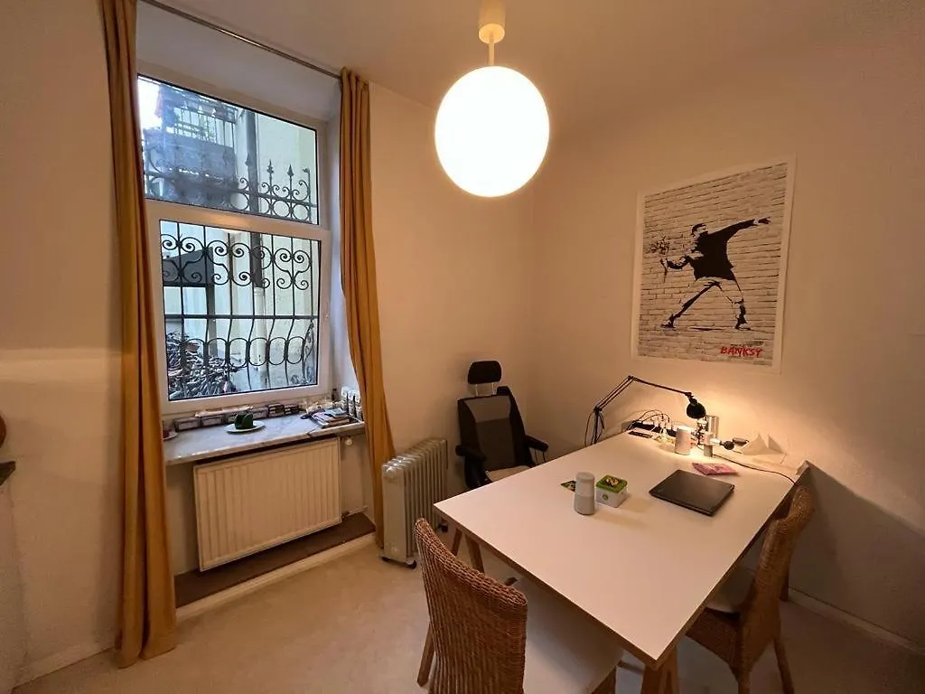 Grosse Wohnung In Der Isarvorstadt Monachium